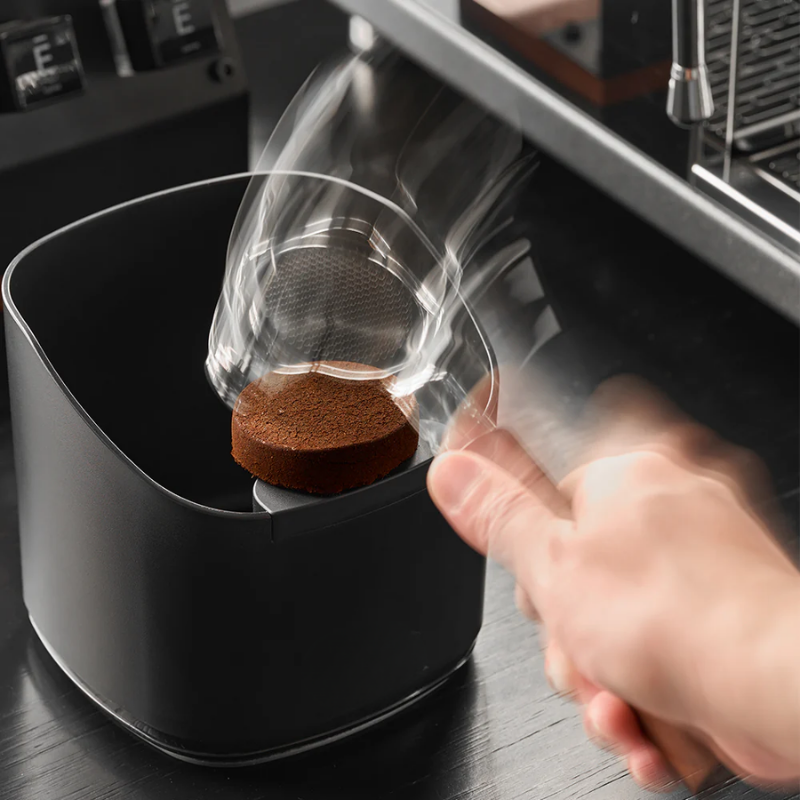 Forma | Cajón de golpes de café Knock Box