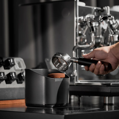 Forma | Cajón de golpes de café Knock Box
