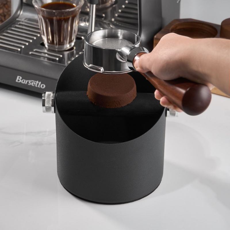 Forma | Cajón de Golpes de Café con Picamarros